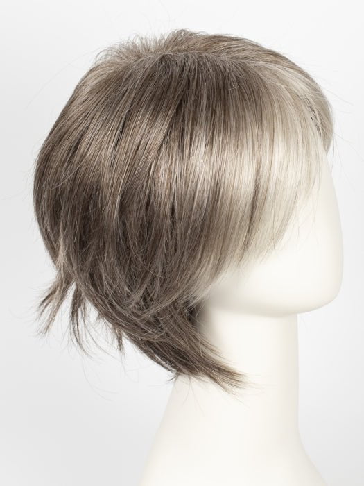 Statood Avery Layered Bob Wig